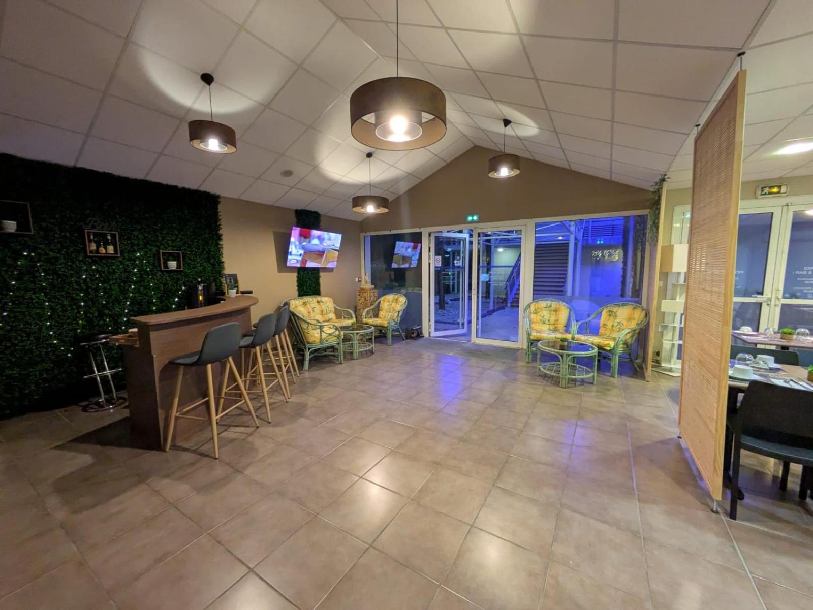 Hotel L'Oceane Angers Parc Expo Verrieres-en-Anjou Екстериор снимка