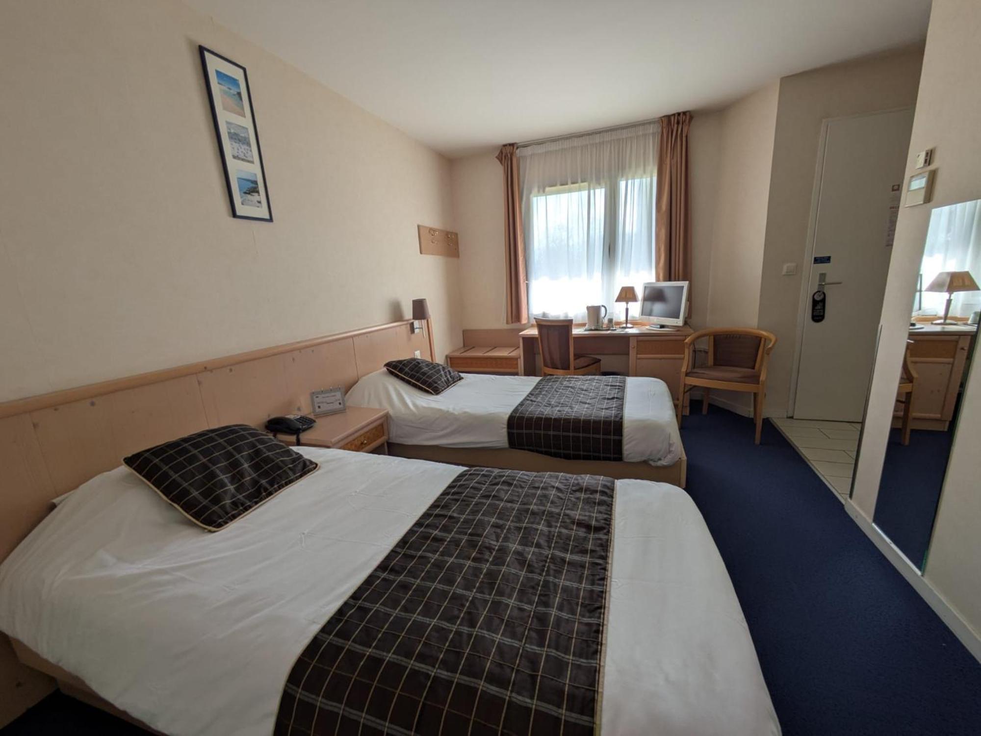Hotel L'Oceane Angers Parc Expo Verrieres-en-Anjou Екстериор снимка